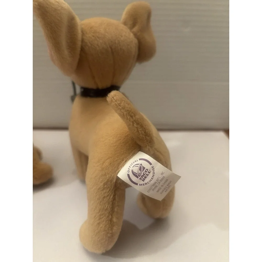 2 Vintage Taco Bell Talking Chihuahuas Happy New year and Wanted Chalupa 2000/98